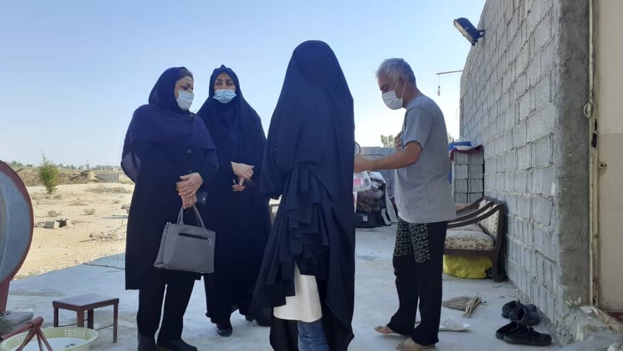 تنگستان|رئیس بهزیستی تنگستان از منزل مددجویان بازدید کرد 