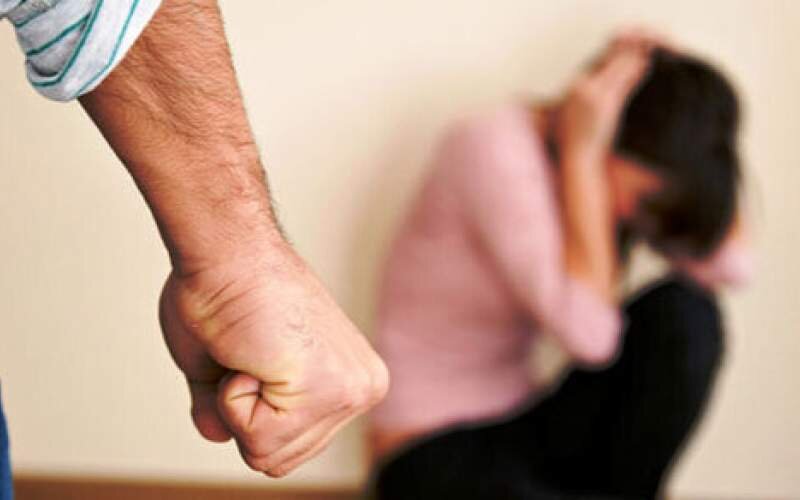 سازمان بهزیستی آماده خدمت به زنان آسیب دیده خشونت های خانگی است