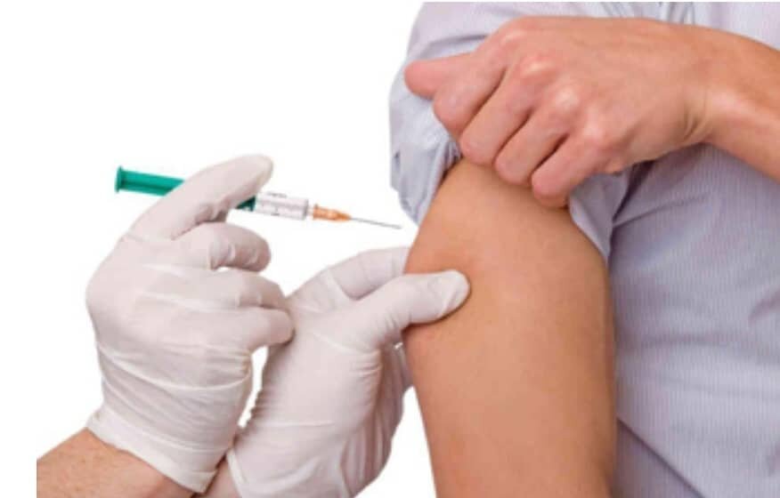 قرچک| ۹۰ بیمار در مراکز ترک اعتیاد برابر آنفولانزا واکسینه شدند