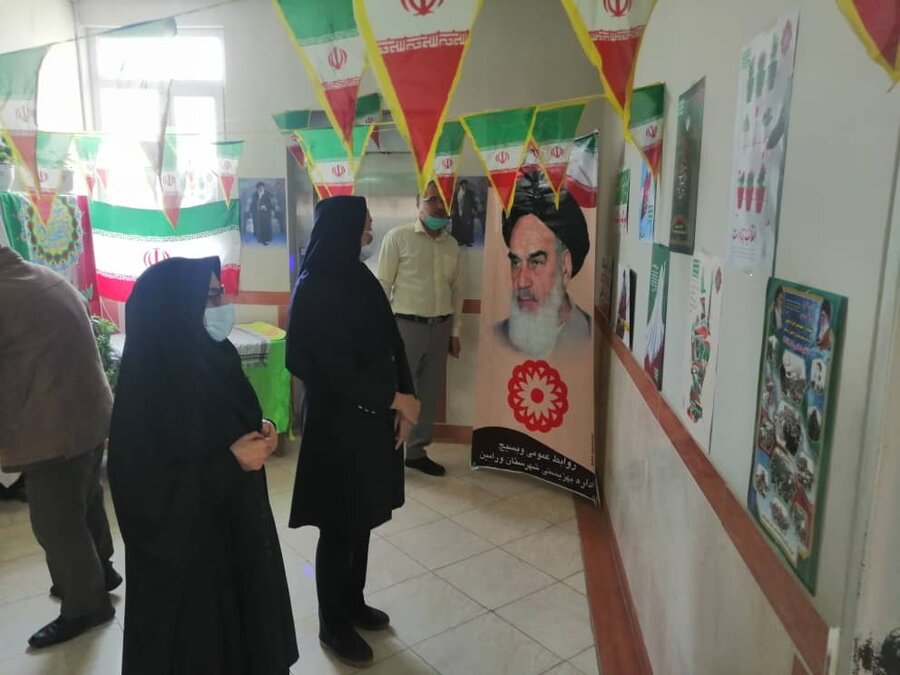 ورامین|افتتاح نمایشگاه کتاب و دستاوردهای انقلاب اسلامی