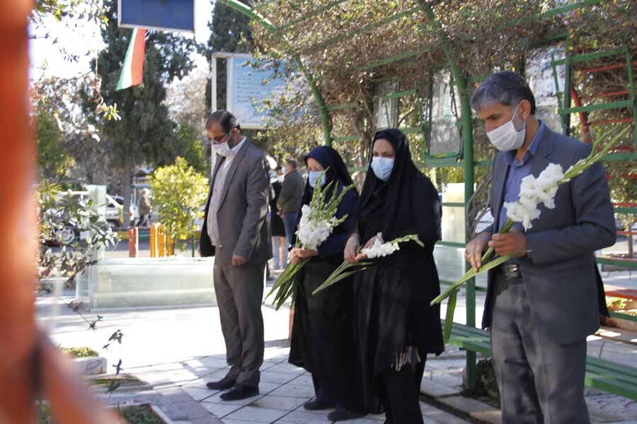 غبارروبی گلزار شهدا در شیراز