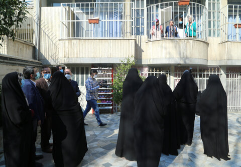 بازدید فراکسیون زنان مجلس اسلامی از مرکز سالمندان کمال به مناسبت روز زن