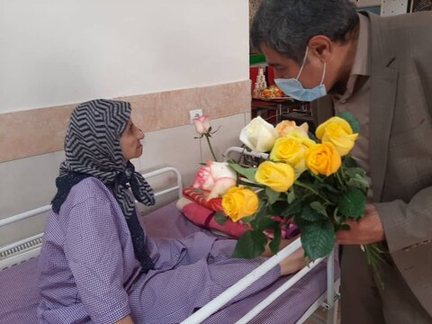 گزارش تصویری | دیدار با مادران مقیم در مرکز سالمندان ستایش