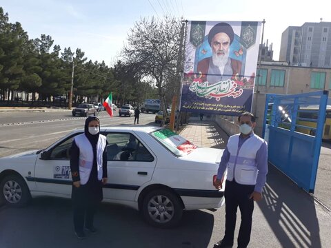 گزارش تصویری |مانور خودروهای خدمات سیار اورژانس اجتماعی ۱۲۳ بهزیستی استان قزوین همزمان با برگزاری راهپیمایی خودرویی یوم الله ۲۲ بهمن