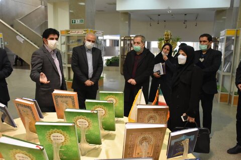 اهدای  ۱۰۰ نسخه کتاب بریل به کتابخانه های عمومی تبریز