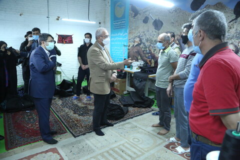 بازدید دکتر ربیعی سخنگوی دولت و دکتر قبادی دانا از مرکز اشتغال سرای حافظ