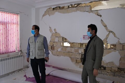 بازدید از مناطق زلزله زده