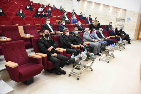 مراسم تقدير از دست‌اندركاران برنامه ساماندهي كودكان كار و خيابان "سایبان مهر" در مشهد