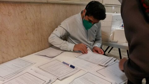 گزارش تصویری | واکسیناسیون ۱۴۰۰ نفر در مراکز نگهداری بهزیستی استان البرز