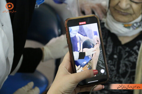 گزارش تصویری | واکسیناسیون سالمندان گلستانی علیه کرونا