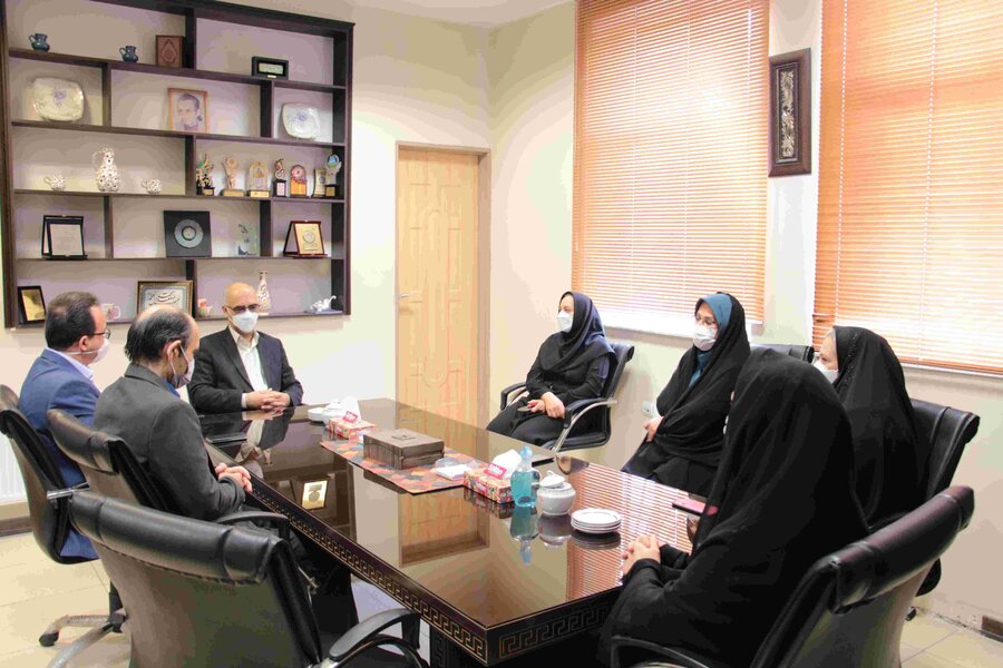 گزارش تصویری | دیدار نوروزی مدیرکل و معاونین با همکاران ستاد استان
