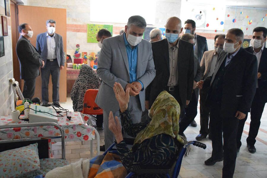شاهرود | ۱۷۵ نفر از سالمندان و معلولان در مراکز شاهرود نگهداری می شوند