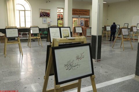 برپایی نمایشگاه آثار خلق شده در کارزار رسانه ای هفته مبارزه با مواد مخدر در بهزیستی استان کرمان