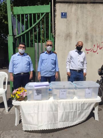 بازدید مسئولان بهزیستی شهر تهران از پایگاه های جمع آوری فطریه