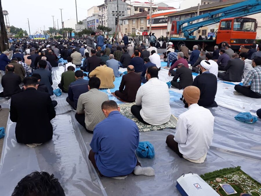 حضور مدیرکل بهزیستی گیلان در نماز عید سعید فطر در مصلی رشت