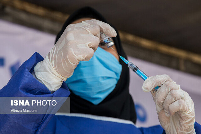 در رسانه | تزریق واکسن کرونا به ۶۶ مددجوی بهزیستی در نهاوند
