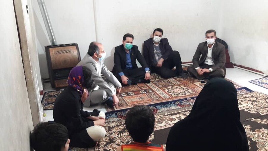مدیر کل بهزیستی استان از منزل مددجویان تحت پوشش سازمان بازدید کرد 