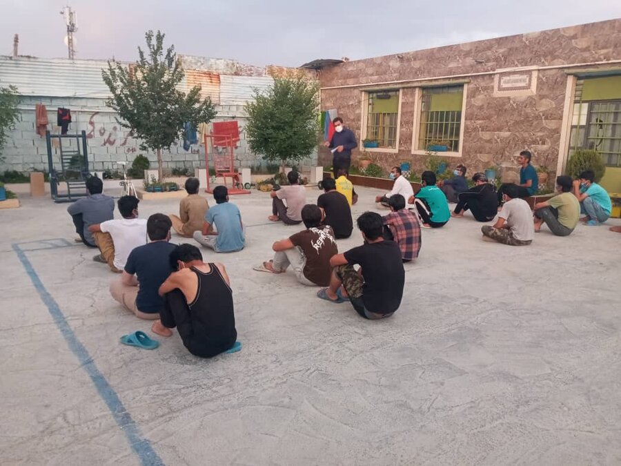 فیروزآباد | آموزش پیشگیری از ایدز و هپاتیت