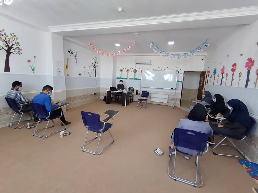 داراب | کارگاه آموزشی مدیریت رفتار کودکان و نوجوانان