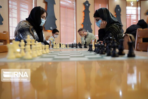 مسابقات شطرنج نابینایان کشور در کرمان به کار خود پایان داد