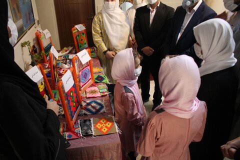 گزارش تصویری| بازدید مدیرکل بهزیستی استان البرز از نمایشگاه صنایع و هنرهای دستی فرزندان بهزیستی