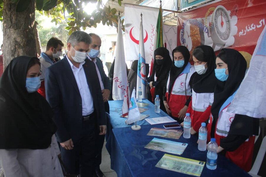 افتتاح نمایشگاه اعتیاد در پیاده راه فرهنگی رشت