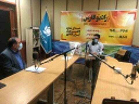 گفتگوی زنده رادیویی مدیرکل بهزیستی فارس در دومین روز از هفته بهزیستی در مرکز فارس
