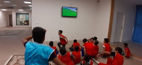 گزارش تصویری | شاهرود | شور فوتبال در مراکز تحت نظارت