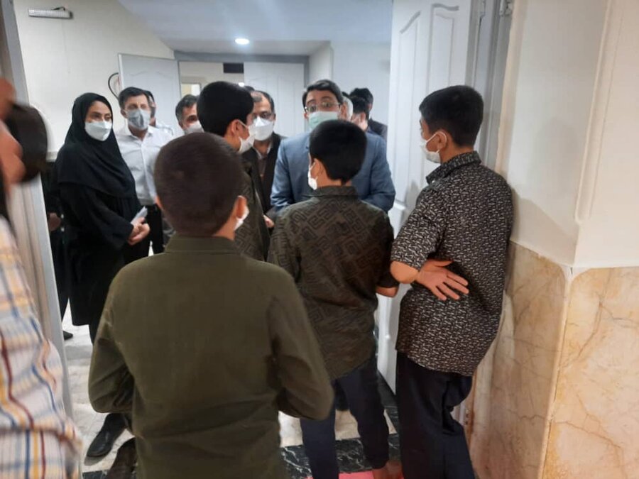 بازدید دکتر قبادی دانا از مرکز کودکان کار و خیابانی در مشهد