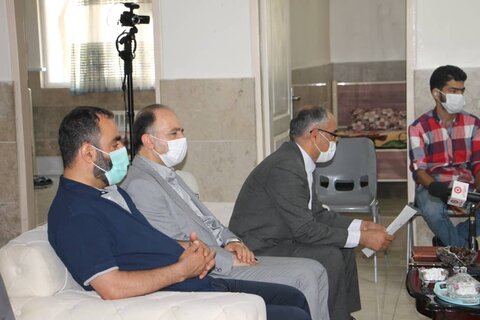 واگذاری ۲۰۹ دستگاه اکسیژن ساز به مراکز سالمندان استان تهران