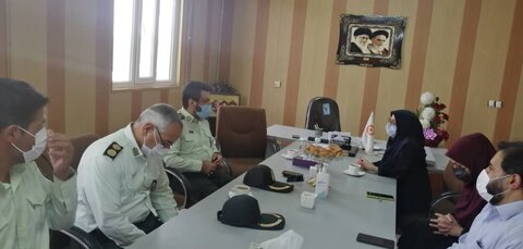 حضور مسئولان نیروی انتظامی و مراکز غیردولتی در ستاد بهزیستی شهرستان