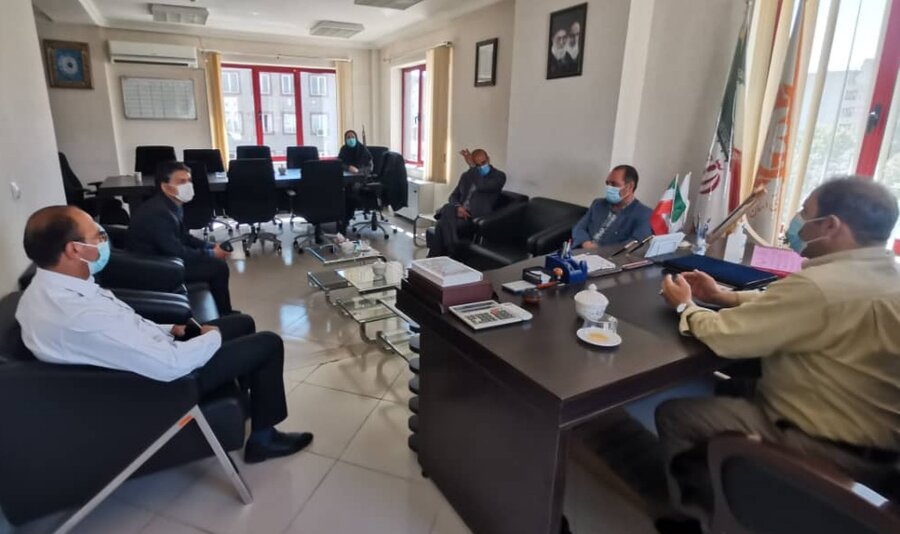 دیدار مدیر شعبه استانی بیمه آتیه سازان حافظ با مدیرکل بهزیستی آذربایجان غربی بمناسبت هفته بهزیستی