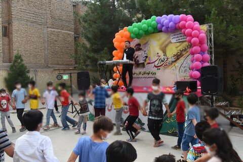 به مناسبت عید سعید غدیر خممراسم جشن ویژه کودکان کار و خیابان برگزار شد