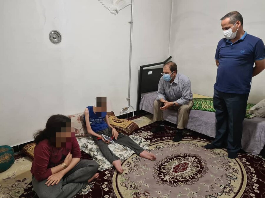 حضور مدیرکل بهزیستی آذربایجان غربی در منازل مددجویان سردشتی