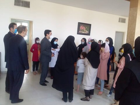 بازدید مدیر کل بهزیستی از مرکز نگهداری کودکان شقایق در اسفراین