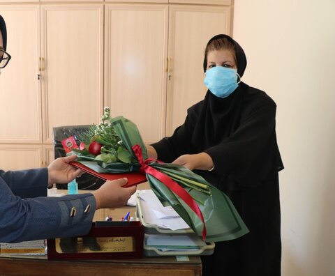 گزارش تصویری| تجلیل از آزادگان و پزشکان شاغل در اداره کل بهزیستی استان