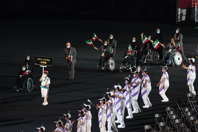 ببینیم|کاروان ایران در افتتاحیه پارالمپیک توکیو رژه رفت