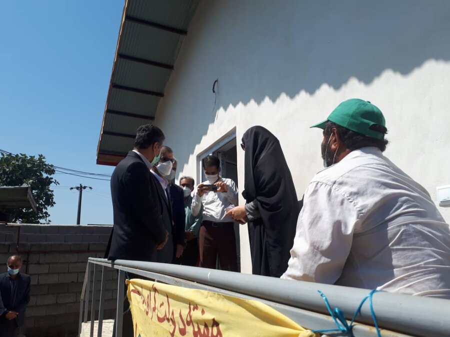 افتتاح پنج واحد مسکن مددجویی به مناسبت هفته دولت در لاهیجان