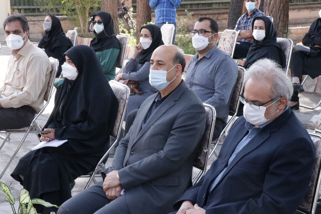 مراسم اهدای ۲۳ دستگاه اکسیژن ساز به مراکز بهزیستی برگزار شد