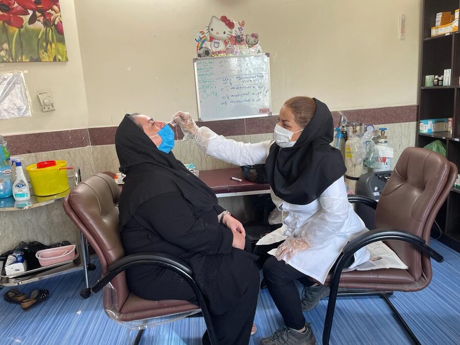 شهرری| واکسینه شدن کارکنان شیرخوارگاه حضرت رقیه (س)