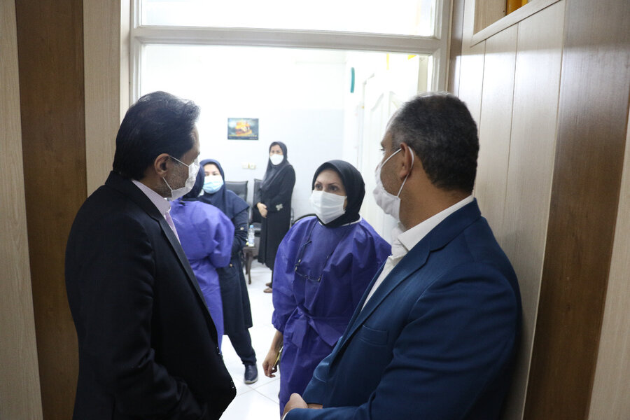 بازدید مدیرکل بهزیستی گیلان از پایگاه تزریق واکسن مستفر در بهزیستی شهرستان رشت 