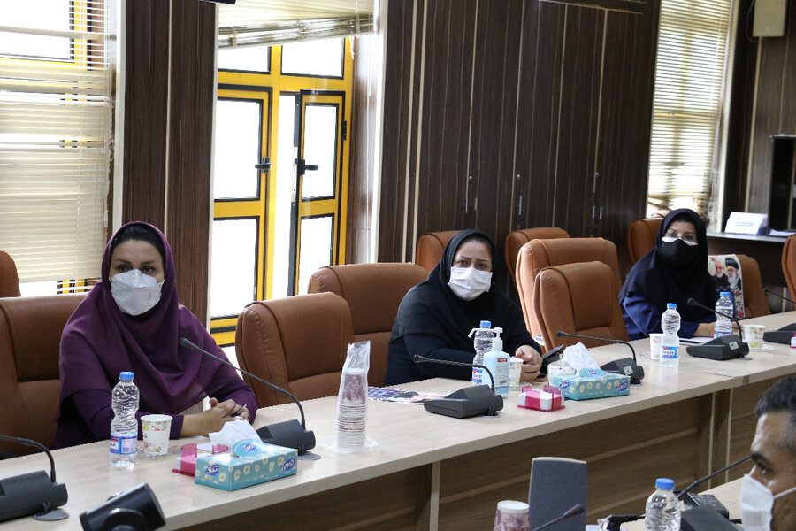 نشست مدیرکل بهزیستی استان گیلان با نمایندگان مراکز مثبت زندگی