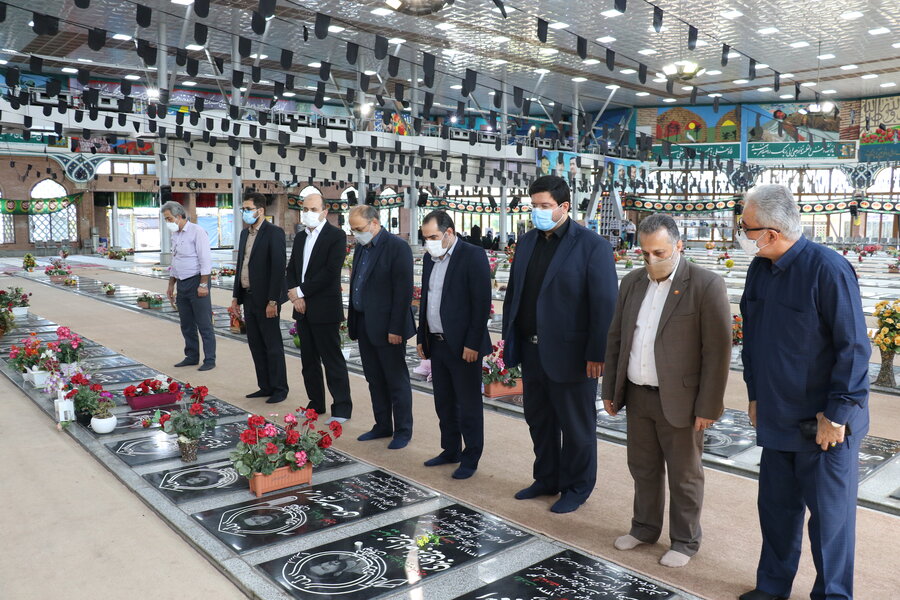 تجدید میثاق با آرمانهای شهدای انقلاب اسلامی به مناسبت گرامیداشت هفته دفاع مقدس