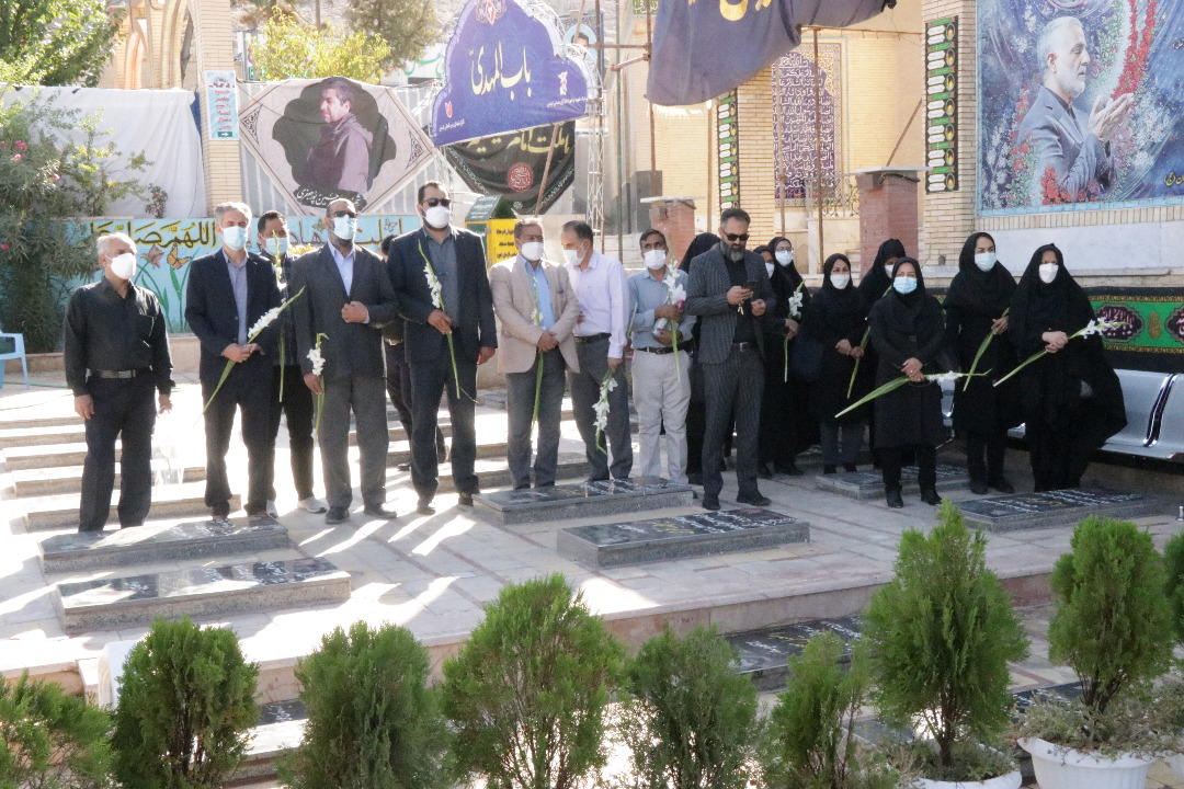 تجدید بیعت کارکنان بهزیستی استان و شهرستان  کرمان با آرمانهای شهدای  دفاع مقدس