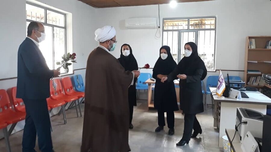 بازدید از مرکز توانبخشی بیماران روانی مزمن فجر آرامش و اورژانس اجتماعی چوکام به مناسبت هفته سلامت روان بازدید از مرکز توانبخشی بیماران روانی مزمن فجر آرامش و اورژانس اجتماعی چوکام به مناسبت هفته سلامت روان