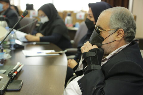نشست تخصصی وزیر رفاه و ریاست سازمان بهزیستی با جامعه نابینایان به مناسبت عصای سفید
