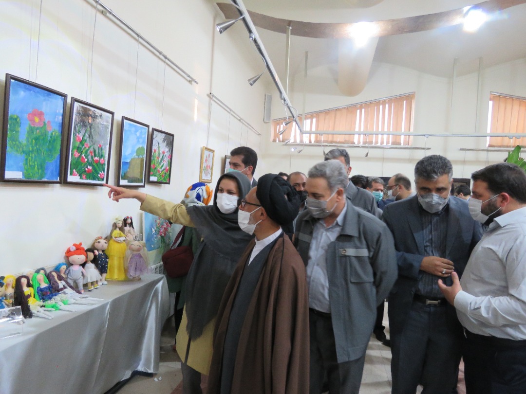 نمایشگاه آثار توانمندی افراد دارای معلولیت شهرستان سیرجان 