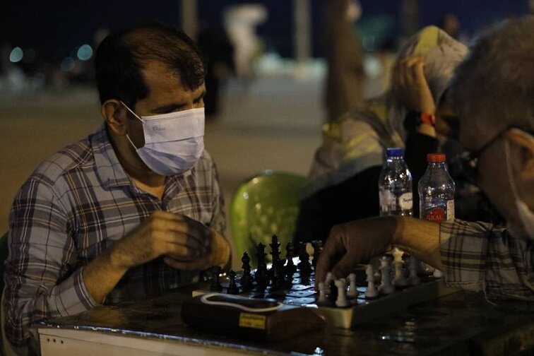بندرعباس | برگزاری مسابقات شطرنج به مناسبت گرامیداشت روز جهانی عصای سفید 