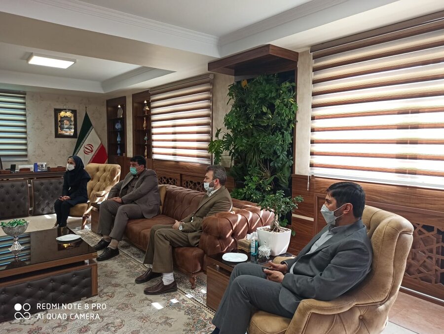 نشست و هم‌اندیشی مدیر کل بهزیستی استان اصفهان با مدیر شعب بانک تجارت استان