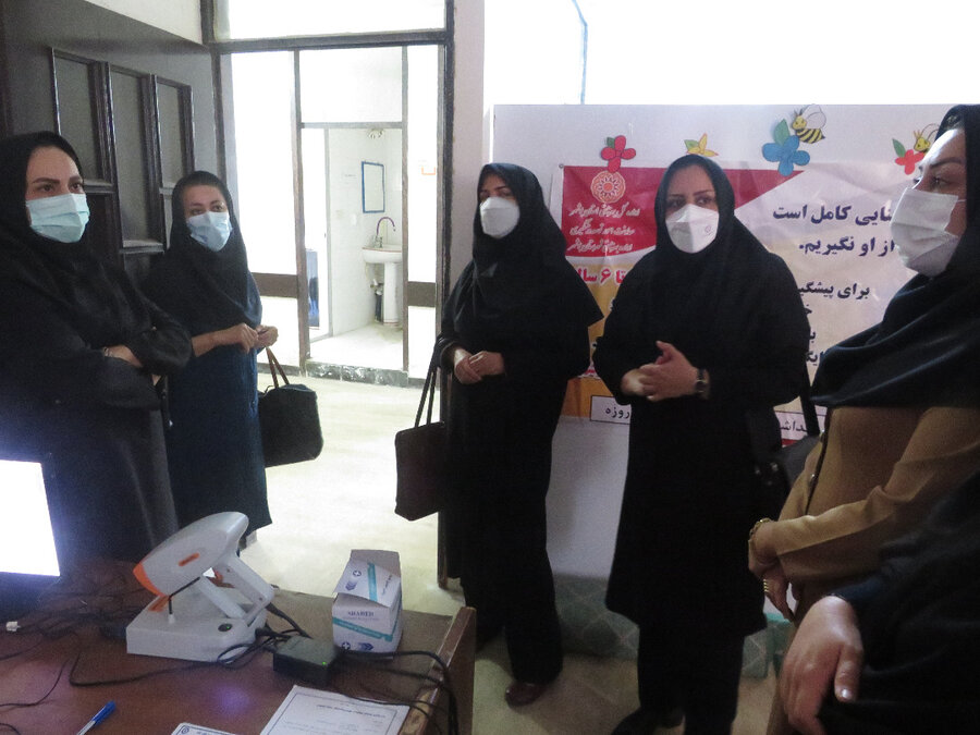 بازدید  معاون دفتر پیشگیری از معلولیت های بهزیستی کشور از مراکز غربالگری و مثبت زندگی در شهرستان بوشهر